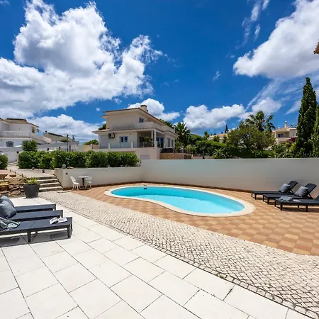 Villa Vivenda Valerie *