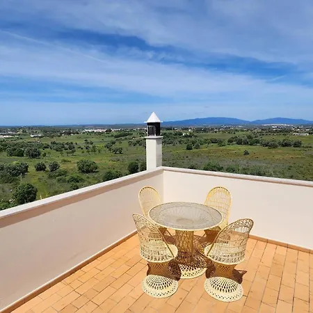 Villa Debbies Delight *